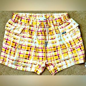 Burberry youth girls shorts